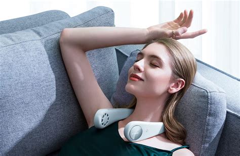 Premium Portable Neck Fan – Hands-Free, USB Rechargeable, Ultra-Quiet & Lightweight Personal Cooling for Travel, Sports & Office